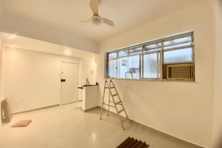 Quarto  de kitnet/studio para alugar com 1 quarto, 40m² em Leblon, Rio de Janeiro