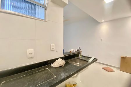 Cozinha de kitnet/studio para alugar com 1 quarto, 40m² em Leblon, Rio de Janeiro