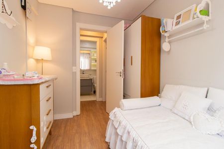 Quarto 1 de apartamento para alugar com 2 quartos, 60m² em Bacacheri, Curitiba