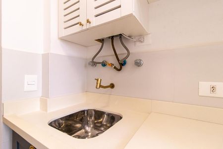 Apartamento para alugar com 60m², 2 quartos e 1 vagaDetalhe da area de serviço