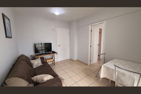 Sala de apartamento para alugar com 2 quartos, 63m² em Setor Bela Vista, Goiânia