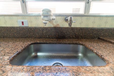 Casa à venda com 243m², 4 quartos e 3 vagas Casa à venda com 243m², 4 quartos e 3 vagasCozinha