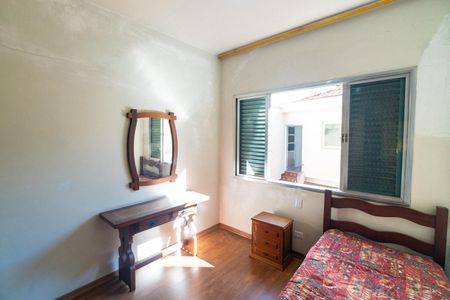 Casa à venda com 243m², 4 quartos e 3 vagas Casa à venda com 243m², 4 quartos e 3 vagasQuarto 3