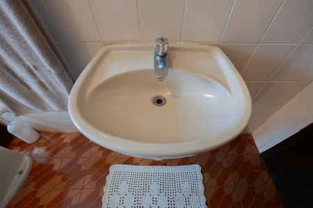 Casa para alugar com 330m², 3 quartos e 5 vagasBanheiro de serviço