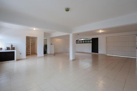 Casa para alugar com 330m², 3 quartos e 5 vagasGaragem