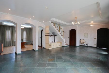 Sala de estar de casa para alugar com 3 quartos, 330m² em Jardim Paraíso, São Paulo