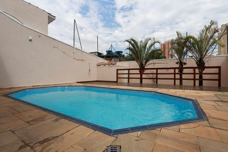 Casa para alugar com 330m², 3 quartos e 5 vagasPiscina