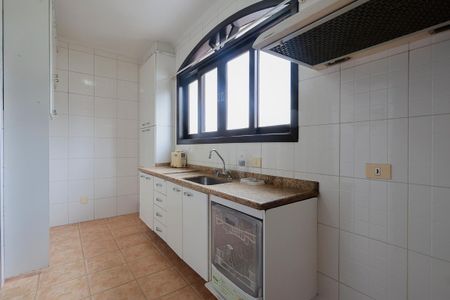 Casa para alugar com 330m², 3 quartos e 5 vagasCozinha