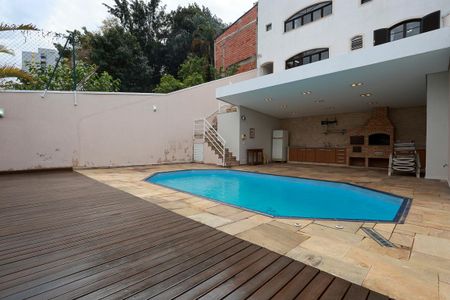 Casa para alugar com 330m², 3 quartos e 5 vagasPiscina