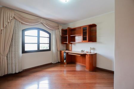 Casa para alugar com 330m², 3 quartos e 5 vagasQuarto 2