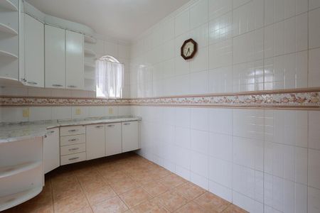 Casa para alugar com 330m², 3 quartos e 5 vagasCopa