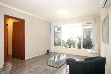 Sala de apartamento para alugar com 2 quartos, 85m² em Auxiliadora, Porto Alegre