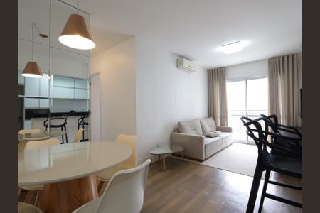 Sala de apartamento para alugar com 2 quartos, 70m² em Jardim Leonor, São Paulo