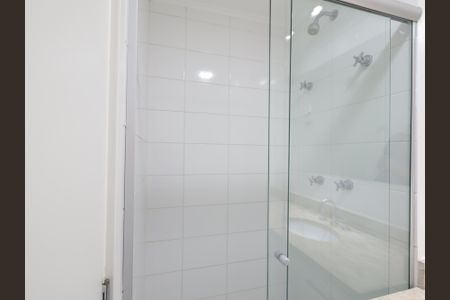 Apartamento para alugar com 70m², 2 quartos e 2 vagasBanheiro da Suíte