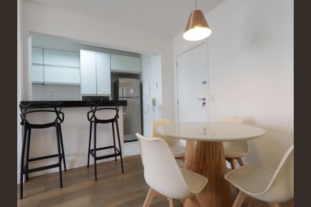Sala de apartamento para alugar com 2 quartos, 70m² em Jardim Leonor, São Paulo