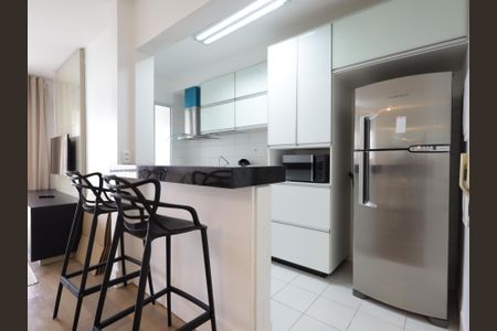 Apartamento para alugar com 70m², 2 quartos e 2 vagasCozinha