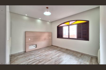 Suite  de casa para alugar com 3 quartos, 230m² em Alto da Lapa, São Paulo