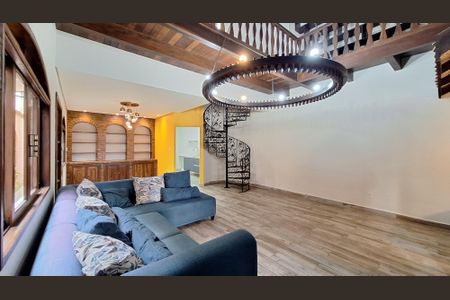 Sala  de casa para alugar com 3 quartos, 230m² em Alto da Lapa, São Paulo