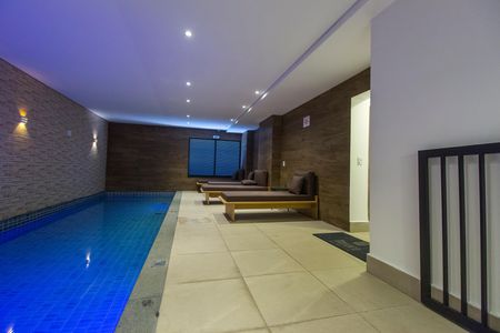 Apartamento à venda com 62m², 2 quartos e sem vagaPiscina Coberta