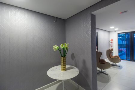 Apartamento à venda com 62m², 2 quartos e sem vagaHall social