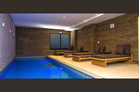 Apartamento à venda com 62m², 2 quartos e sem vaga Apartamento à venda com 62m², 2 quartos e sem vagaPiscina