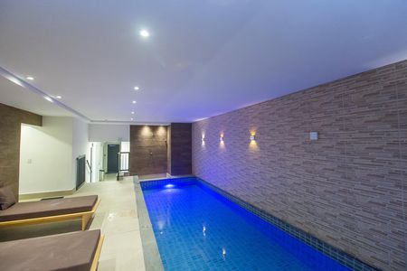 Apartamento à venda com 62m², 2 quartos e sem vagaPiscina Coberta