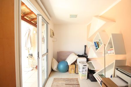 Apartamento à venda com 157m², 3 quartos e 2 vagasEscritório