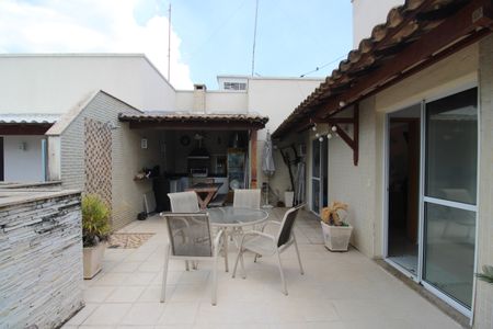 Apartamento à venda com 157m², 3 quartos e 2 vagasTerraço