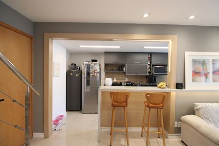 Apartamento à venda com 157m², 3 quartos e 2 vagasCozinha