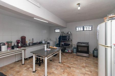 Casa à venda com 103m², 3 quartos e 4 vagasCozinha 2
