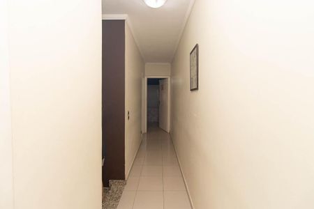 Casa à venda com 103m², 3 quartos e 4 vagasCorredor dos Quartos