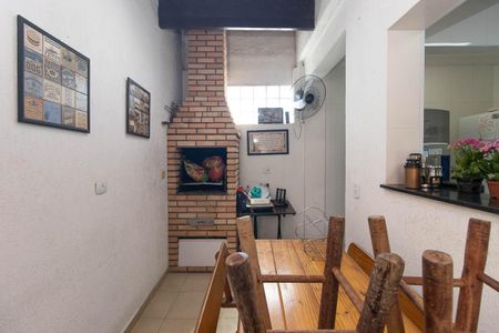 Casa à venda com 103m², 3 quartos e 4 vagasÁrea gourmet