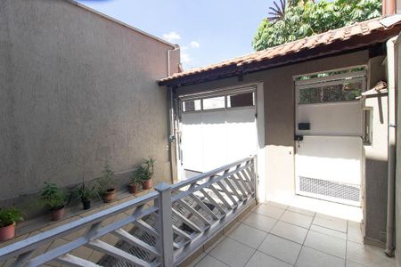Casa à venda com 103m², 3 quartos e 4 vagasEntrada