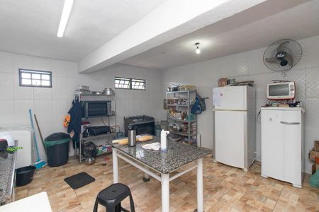 Casa à venda com 103m², 3 quartos e 4 vagasCozinha 2