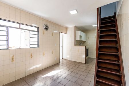 Casa para alugar com 176m², 3 quartos e 1 vaga Casa para alugar com 176m², 3 quartos e 1 vagaCopa e cozinha