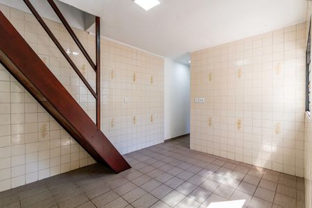 Casa para alugar com 176m², 3 quartos e 1 vaga Casa para alugar com 176m², 3 quartos e 1 vagaCopa e cozinha