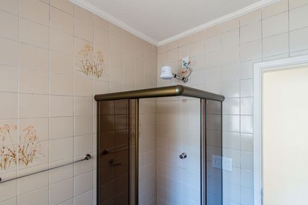 Casa para alugar com 176m², 3 quartos e 1 vaga Casa para alugar com 176m², 3 quartos e 1 vagaBanheiro social