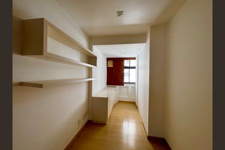 Apartamento à venda com 121m², 3 quartos e 2 vagasSuíte
