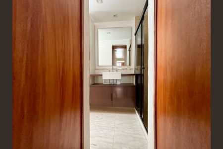 Apartamento à venda com 121m², 3 quartos e 2 vagasBanheiro da Suíte