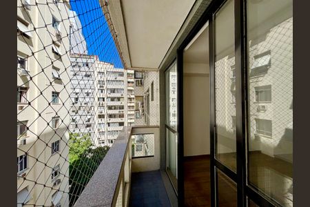 Varanda da sala de apartamento à venda com 3 quartos, 121m² em Leme, Rio de Janeiro