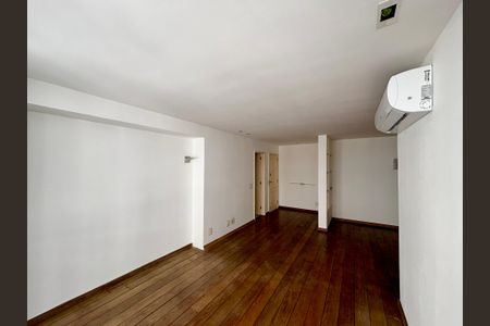 Sala de apartamento à venda com 3 quartos, 121m² em Leme, Rio de Janeiro