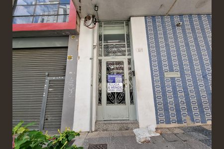 Apartamento para alugar com 83m², 2 quartos e sem vaga Apartamento para alugar com 83m², 2 quartos e sem vagaFachada