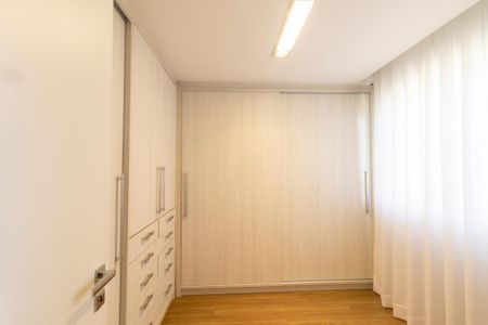 Casa para alugar com 157m², 3 quartos e 2 vagas Casa para alugar com 157m², 3 quartos e 2 vagasSuíte