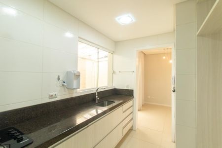 Casa para alugar com 157m², 3 quartos e 2 vagas Casa para alugar com 157m², 3 quartos e 2 vagasCozinha