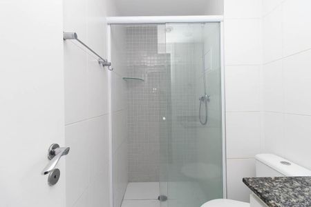 Banheiro de apartamento para alugar com 2 quartos, 50m² em Vila Maria, São Paulo