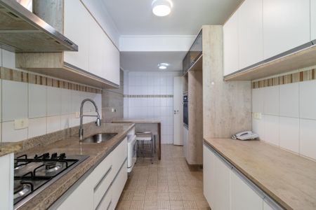 Casa de condomínio à venda com 250m², 3 quartos e 3 vagasCozinha