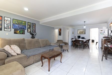 Casa à venda com 340m², 5 quartos e 1 vagaSala