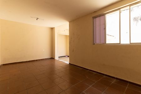 Casa à venda com 340m², 5 quartos e 1 vagaSalão 