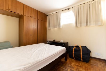 Casa à venda com 340m², 5 quartos e 1 vagaSuíte 3