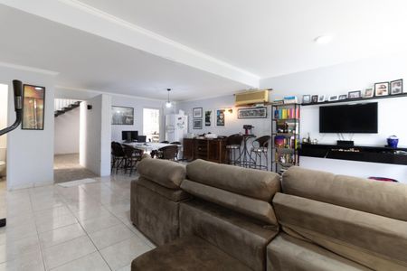 Casa à venda com 340m², 5 quartos e 1 vagaSala